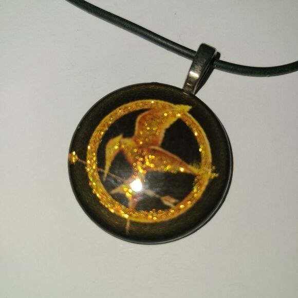 Hunger Games Symbol Necklace - Picture 2 of 7
